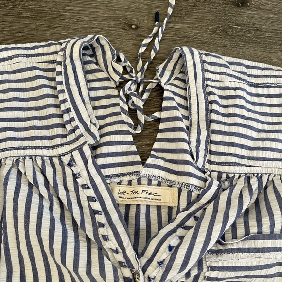 Striped Button-Up Shirt - Picture 2 of 4